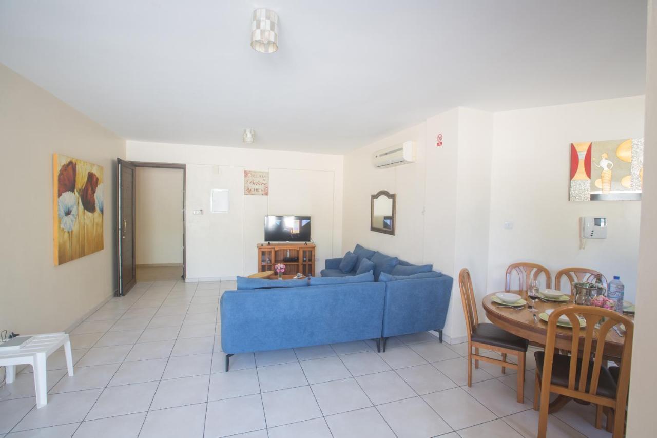 Napiana Apartments アヤナパ エクステリア 写真