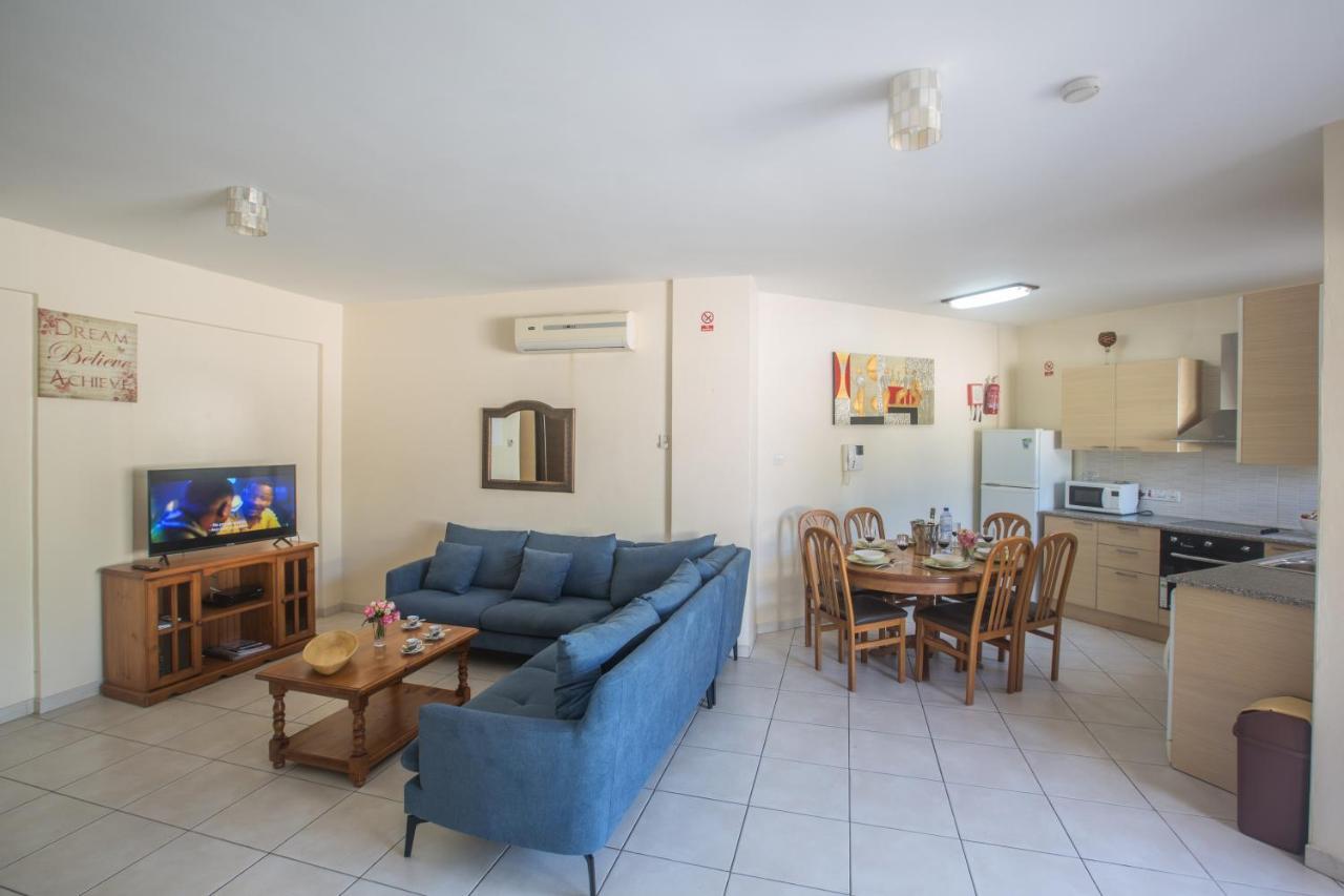 Napiana Apartments アヤナパ エクステリア 写真